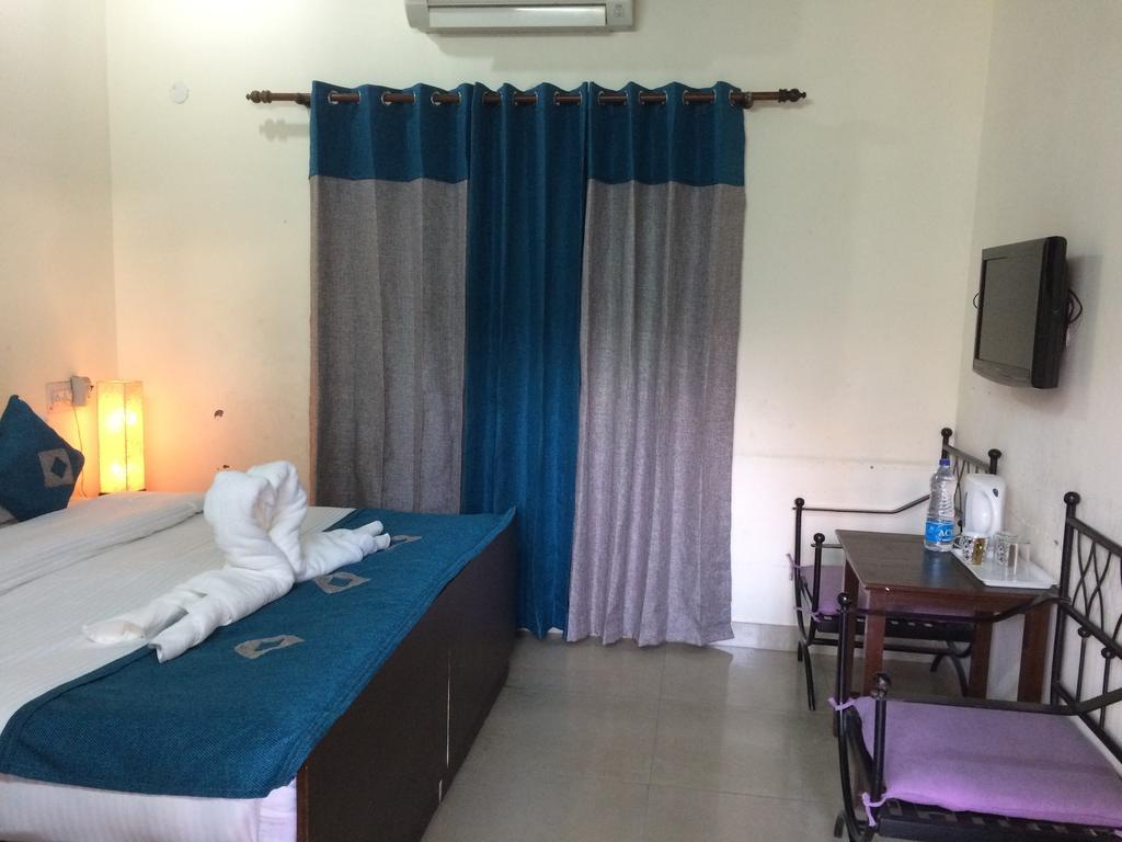 Hotel Sukhsadan Dehradun Rom bilde