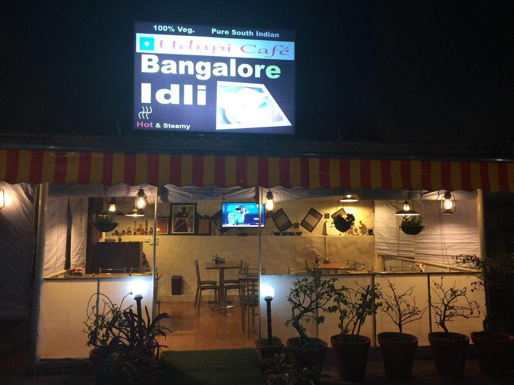 Hotel Sukhsadan Dehradun Eksteriør bilde